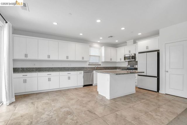 5443 Pinzano Way, Antioch, CA 94531