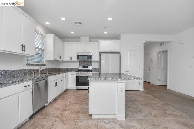 5443 Pinzano Way, Antioch, CA 94531