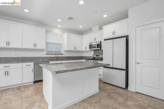 5443 Pinzano Way, Antioch, CA 94531