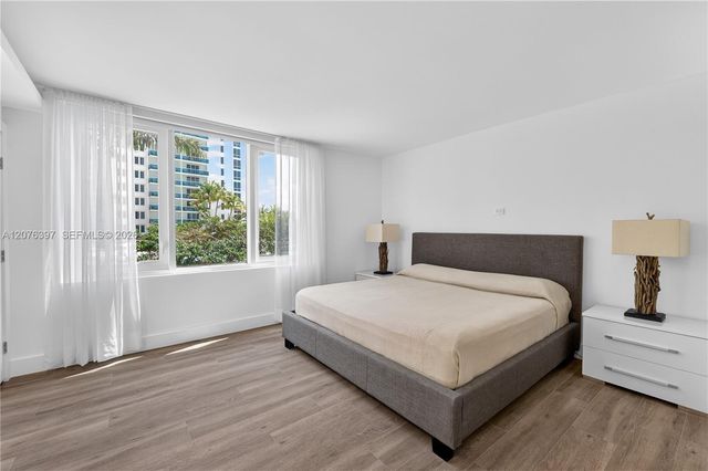 2301 Collins Avenue 415, Miami Beach, FL 33139