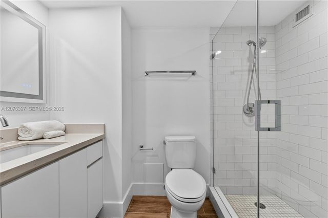2301 Collins Avenue 415, Miami Beach, FL 33139