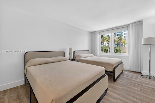 2301 Collins Avenue 415, Miami Beach, FL 33139