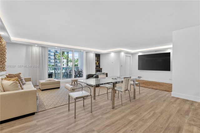 2301 Collins Avenue 415, Miami Beach, FL 33139