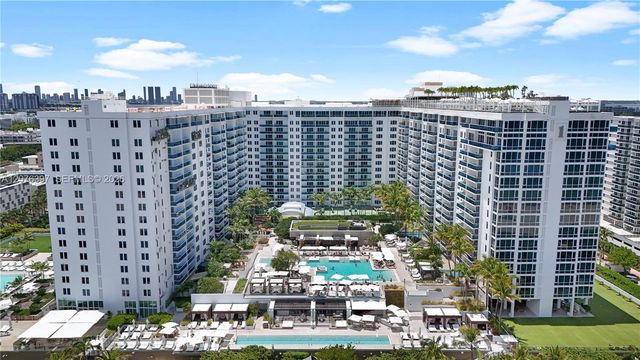 2301 Collins Avenue 415, Miami Beach, FL 33139