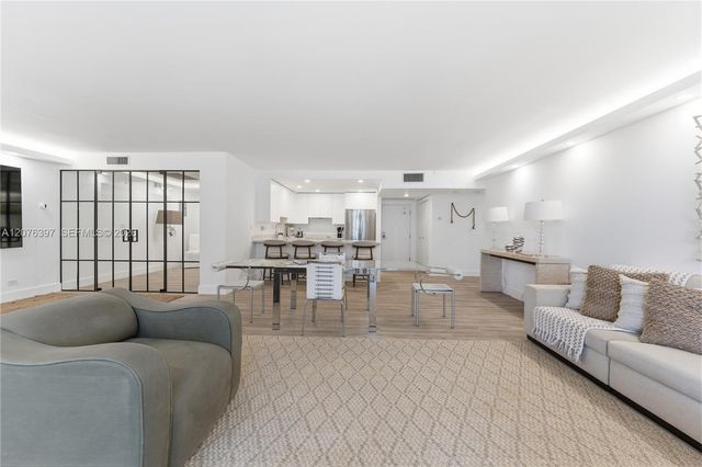 2301 Collins Avenue 415, Miami Beach, FL 33139