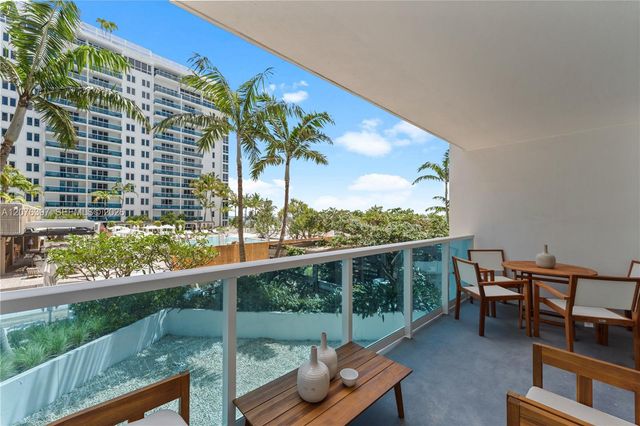 2301 Collins Avenue 415, Miami Beach, FL 33139