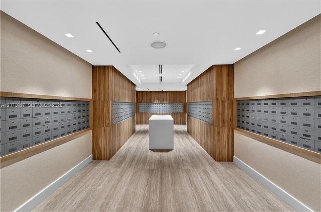 2301 Collins Avenue 415, Miami Beach, FL 33139