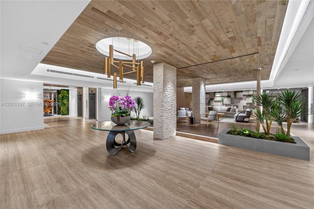 2301 Collins Avenue 415, Miami Beach, FL 33139