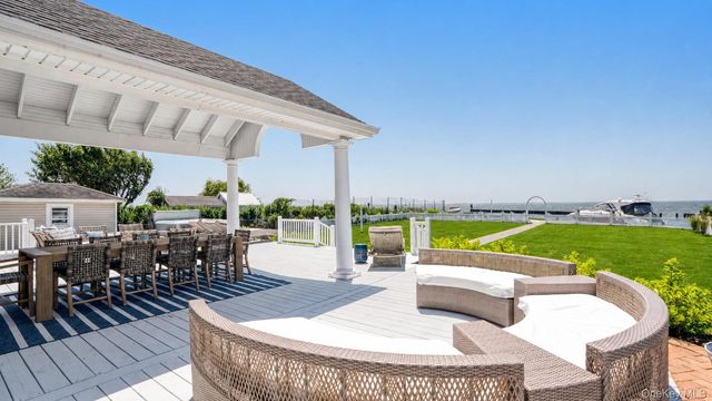 40 Laura Lee Drive, Center Moriches, NY 11934