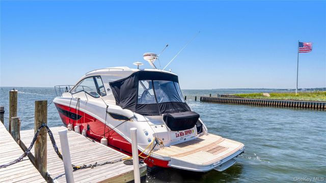 40 Laura Lee Drive, Center Moriches, NY 11934