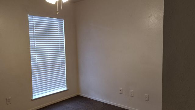 16303 Lyons School Rd 402, Spring, TX 77379