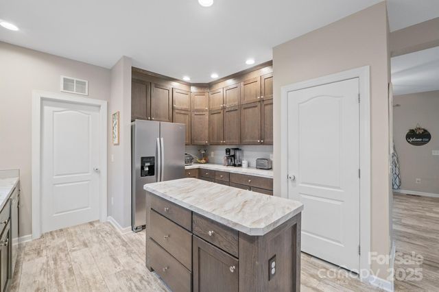 486 Stutts Road, Mooresville, NC 28117