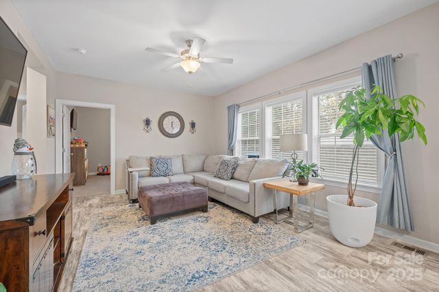 486 Stutts Road, Mooresville, NC 28117