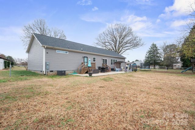 486 Stutts Road, Mooresville, NC 28117