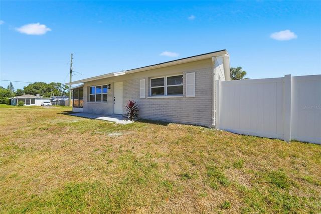 301 58TH STREET N, St Petersburg, FL 33710