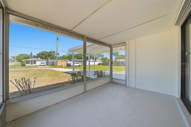 301 58TH STREET N, St Petersburg, FL 33710