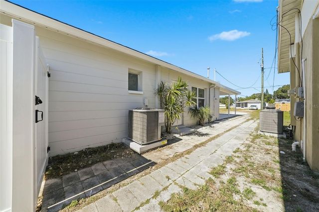301 58TH STREET N, St Petersburg, FL 33710