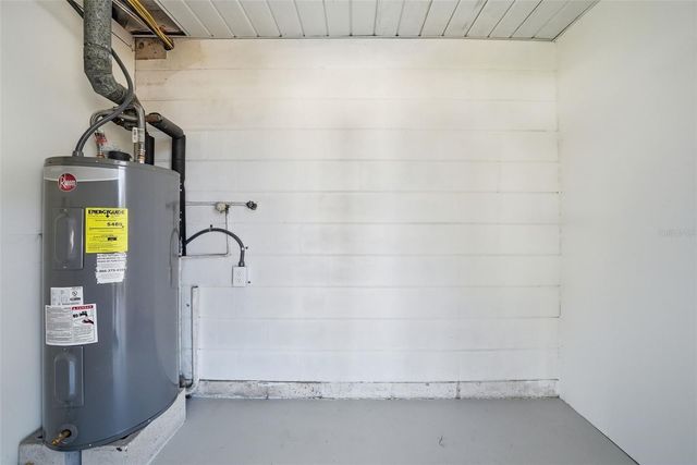 301 58TH STREET N, St Petersburg, FL 33710