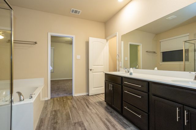 2013 Lake Moss Lane, Little Elm, TX 75068