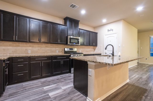 2013 Lake Moss Lane, Little Elm, TX 75068