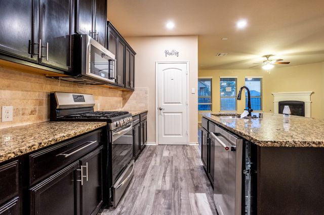 2013 Lake Moss Lane, Little Elm, TX 75068