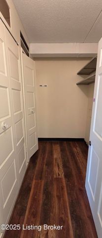 5100 Us Highway 42, APT 911, Louisville, KY 40241