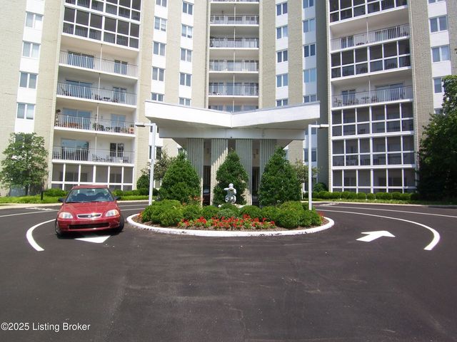 5100 Us Highway 42, APT 911, Louisville, KY 40241