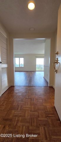 5100 Us Highway 42, APT 911, Louisville, KY 40241