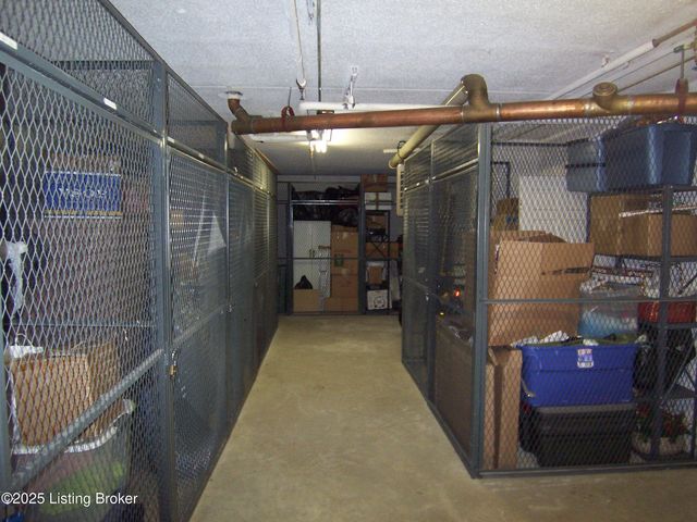 5100 Us Highway 42, APT 911, Louisville, KY 40241