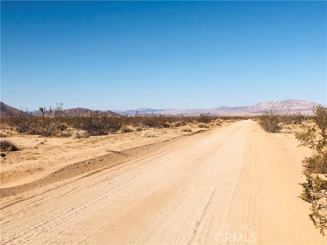2 Venus Street, Joshua Tree, CA 92252