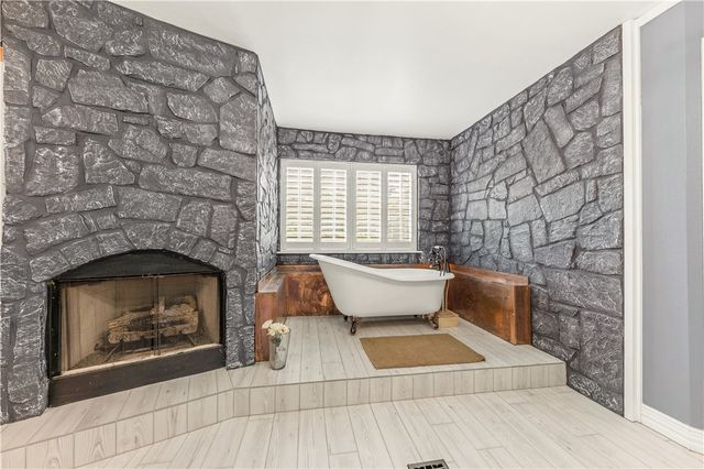 206 22 Hills Rd., Gause, TX 77857