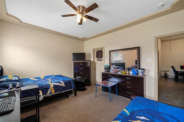 1541 3rd St, Hempstead, TX 77445