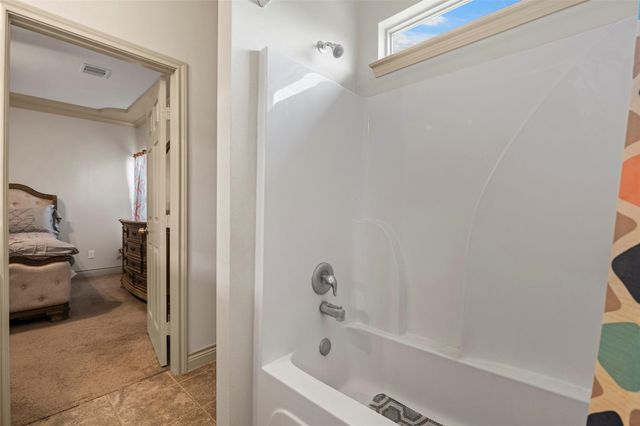 1541 3rd St, Hempstead, TX 77445