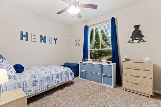 161 Greg LN, Jarrell, TX 76537