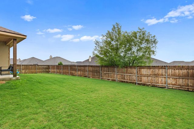 161 Greg LN, Jarrell, TX 76537