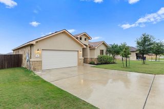 161 Greg LN, Jarrell, TX 76537