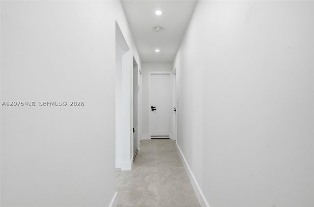275 W 13 St, Hialeah, FL 33010