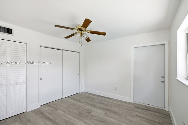275 W 13 St, Hialeah, FL 33010