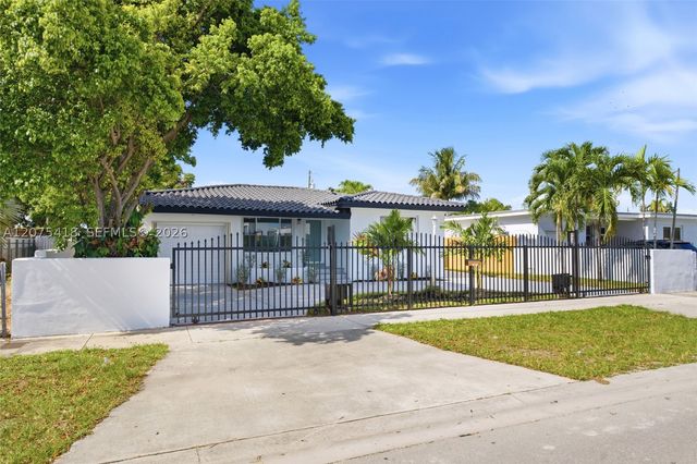 275 W 13 St, Hialeah, FL 33010