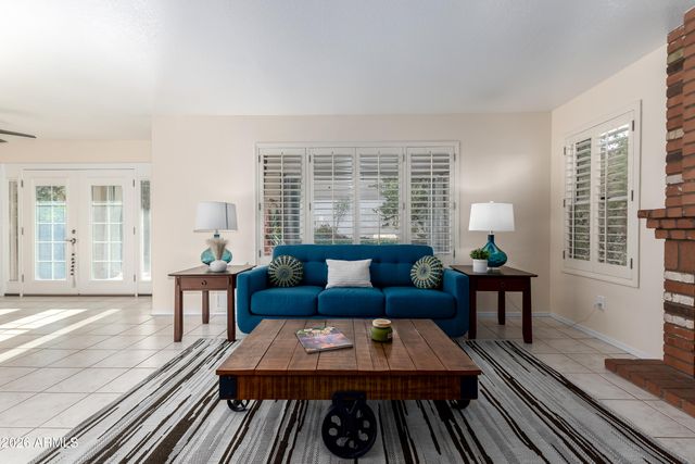 15034 S 44th Place, Phoenix, AZ 85044