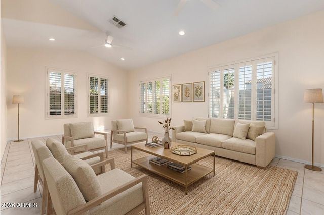 15034 S 44th Place, Phoenix, AZ 85044