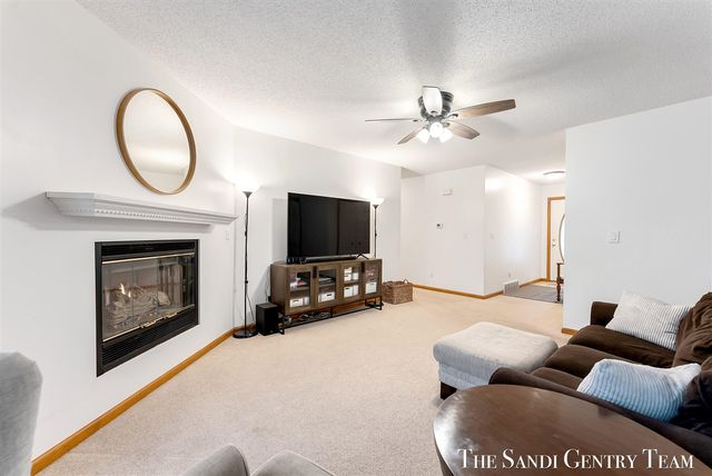 2240 Monica Lane, Muskegon, MI 49442