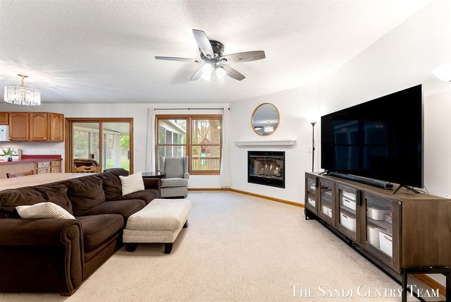 2240 Monica Lane, Muskegon, MI 49442