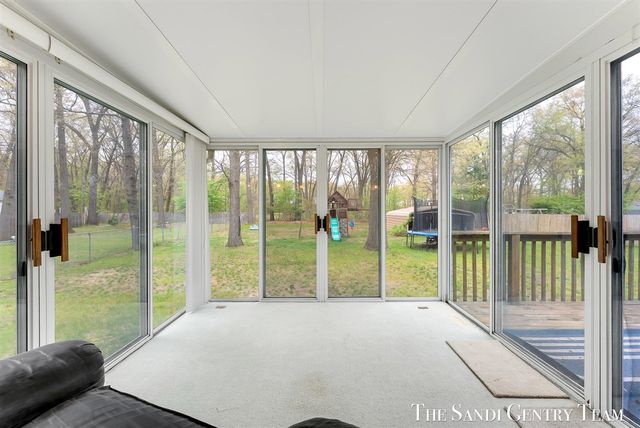 2240 Monica Lane, Muskegon, MI 49442