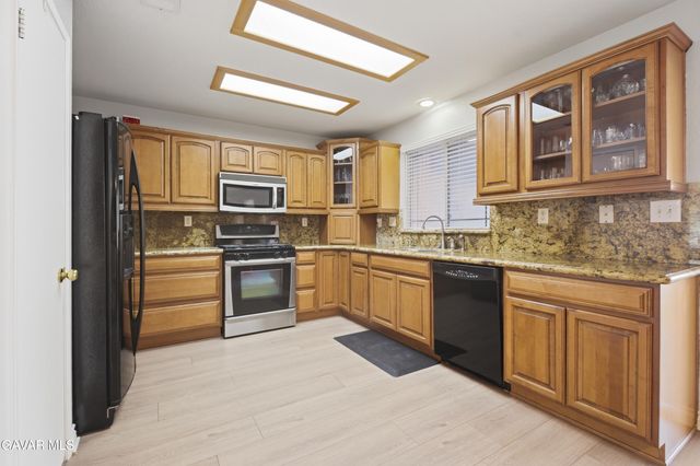 38652 Annette Avenue, Palmdale, CA 93551