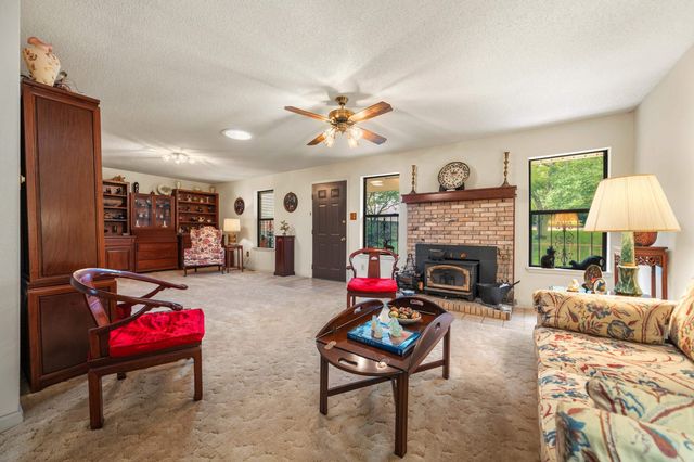 110 E Lakeland Point, Hot Springs, AR 71913