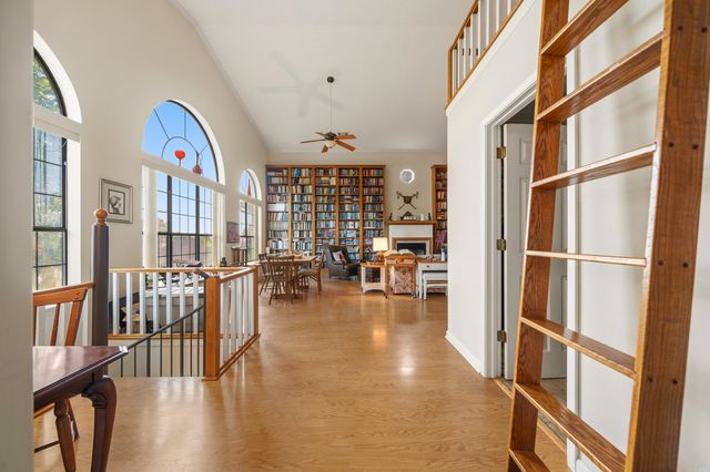 110 E Lakeland Point, Hot Springs, AR 71913