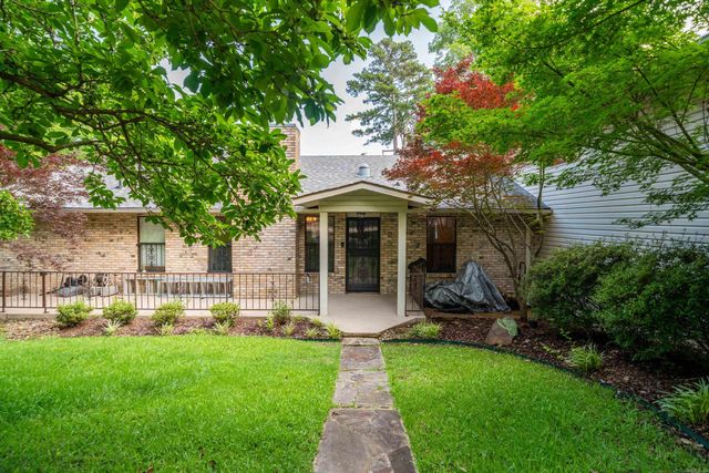 110 E Lakeland Point, Hot Springs, AR 71913