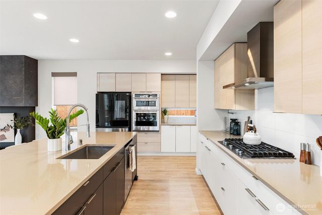 20308 SE 266th Street, Covington, WA 98042