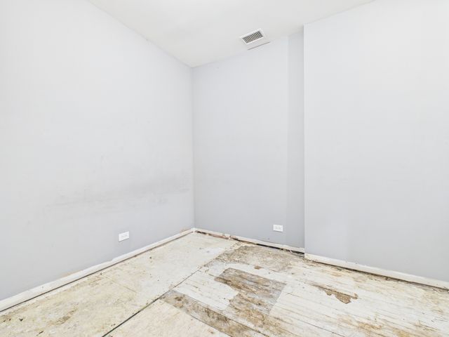 6020 S Vernon Avenue, Chicago, IL 60637